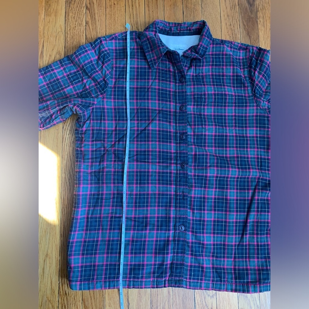 Women’s L.L. Bean fleece lined plaid button down size M - Picture 7 of 7